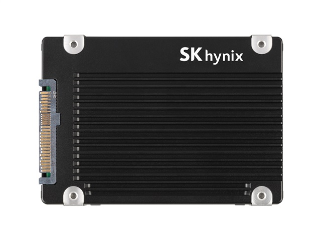 SK Hynix PS1012 U.2 high capacity SSD