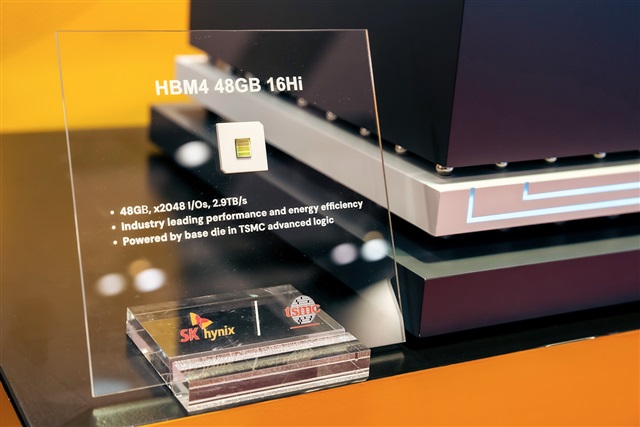 A 3D model showcasing the 16-layer 48GB HBM4 product and its enlarged internal structure. Credit: SK Hynix
