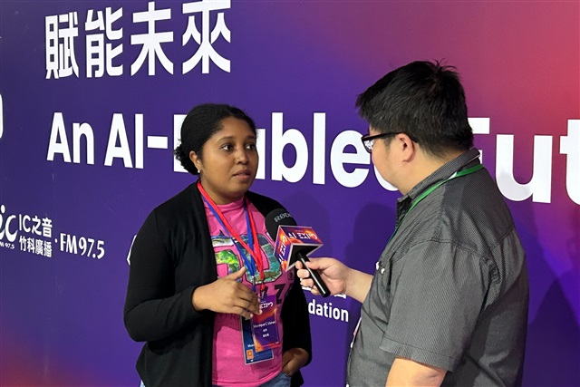 Monique C Usher, Manager at Small Business Development Centre Belize (SBDCBelize), Beltraide